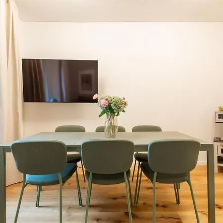 Family 3 Bedroom 아파트 취리히