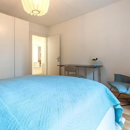 Family 3 Bedroom 아파트 *