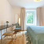 Family 3 Bedroom Apartment *