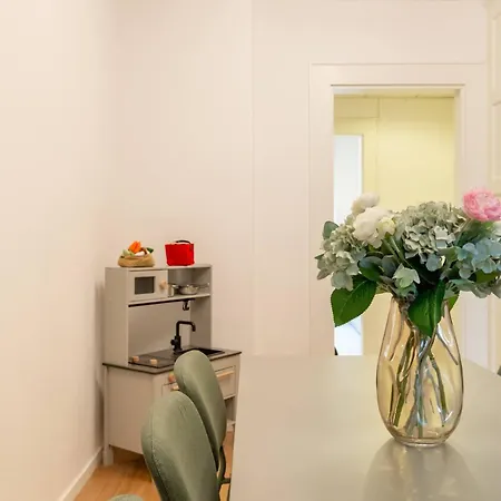 Διαμέρισμα Family 3 Bedroom *