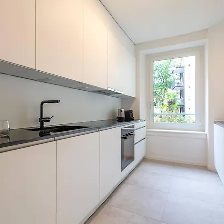 Family 3 Bedroom Lägenhet *