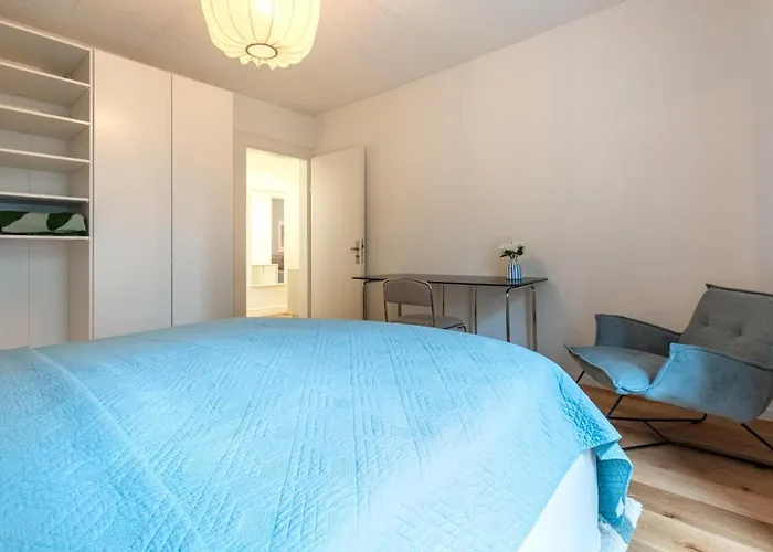 Family 3 Bedroom Lägenhet *