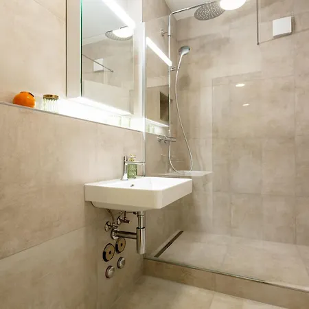 Family 3 Bedroom Lejlighed *